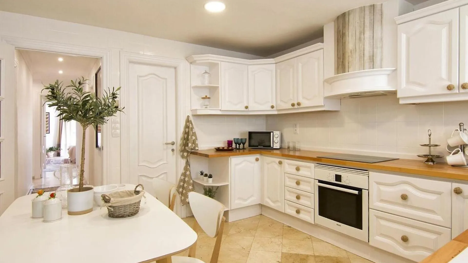 Glow And Elegant Apartment In Granada Center Free Parking 0*,  Spain