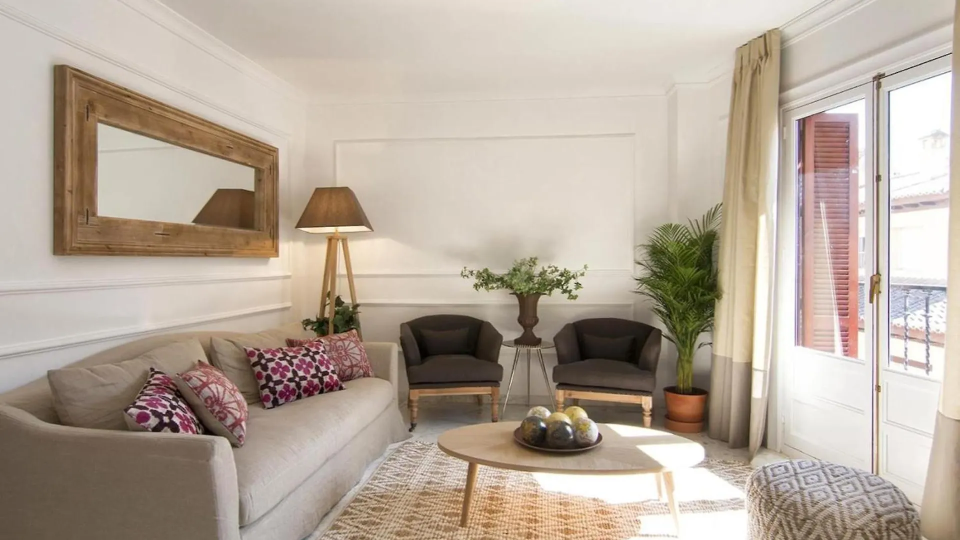 Glow And Elegant Apartment In Granada Center Free Parking 0*,