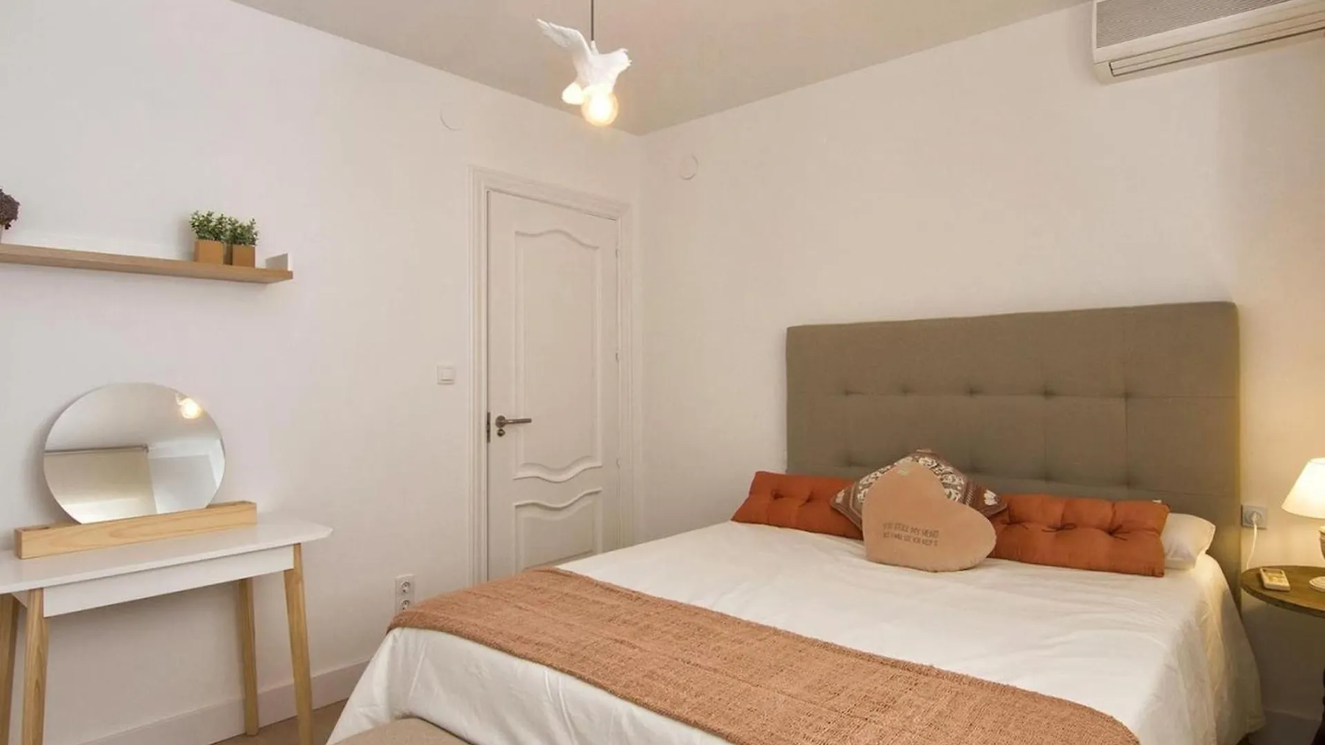 Glow And Elegant Apartment In Granada Center Free Parking 0*,  Espagne